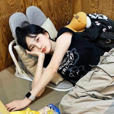 女子高中生